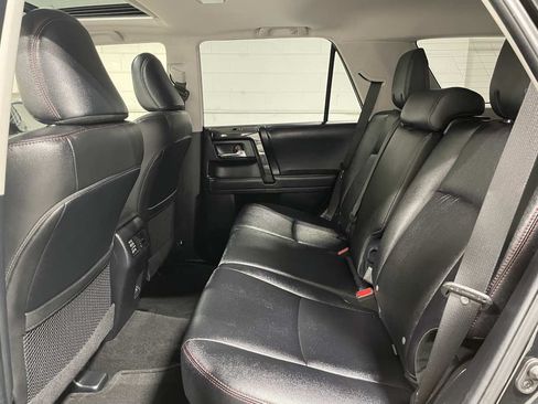 Used 2021 Toyota 4Runner TRD Off-Road Premium w/ Moonroof Package AWD/4WD image 16