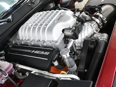 Used 2018 Dodge Challenger SRT Hellcat RWD image 29