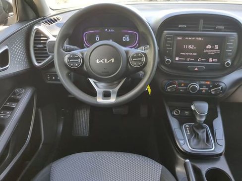 Used 2024 Kia Soul LX w/ Option Group 015 FWD image 15