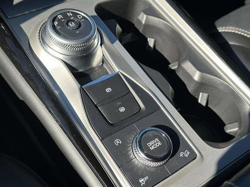 Used 2022 Ford Explorer ST w/ ST Street Pack image 21