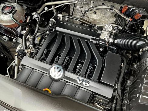 Used 2023 Volkswagen Atlas SE AWD/4WD image 35