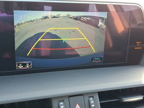 Used 2020 Lexus ES 300h w/ Luxury Package image 20