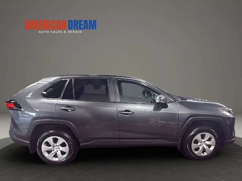 Used 2025 Toyota RAV4 LE AWD/4WD image 6