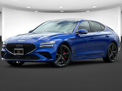 Used 2023 Genesis G70 3.3T w/ Sport Prestige Package RWD image 2
