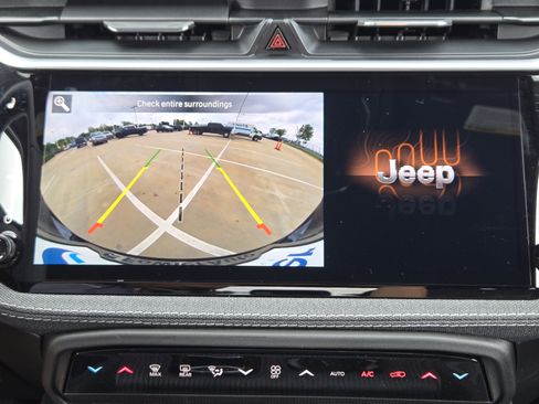 New 2026 Jeep Cherokee Laredo AWD/4WD image 15