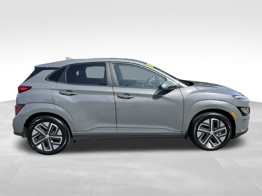 Used 2023 Hyundai Kona Limited FWD image 8