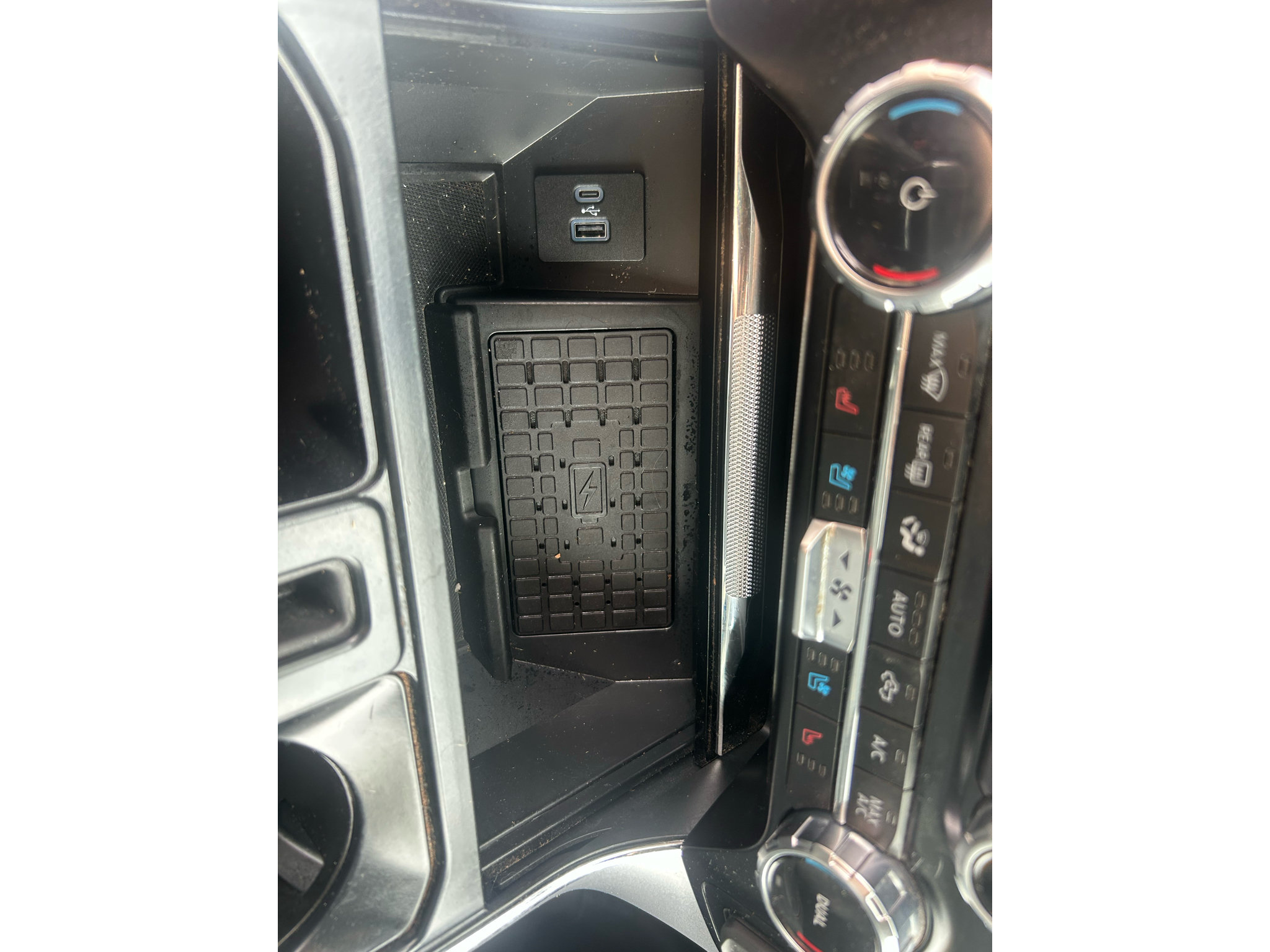 Used 2023 Ford F150 Lariat w/ Equipment Group 502A High AWD/4WD image 23
