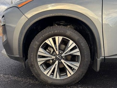 Used 2022 Nissan Rogue SV AWD/4WD image 10