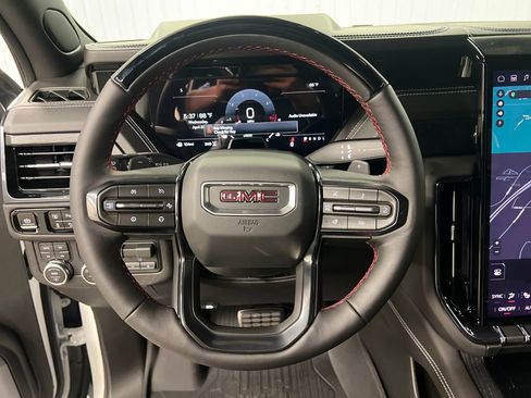 New 2026 GMC Yukon XL AT4 Ultimate AWD/4WD image 19