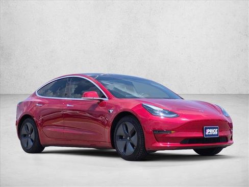 Used 2018 Tesla Model 3 Long Range RWD image 3