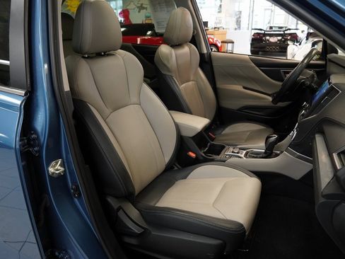 Used 2021 Subaru Forester Limited image 27