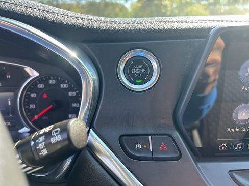 Used 2021 Chevrolet Blazer LT image 40