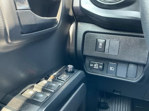 Used 2023 Toyota Tacoma SR AWD/4WD image 20