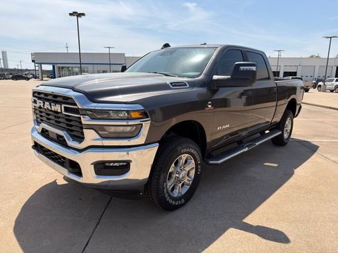 New 2025 RAM 2500 Big Horn AWD/4WD image 7