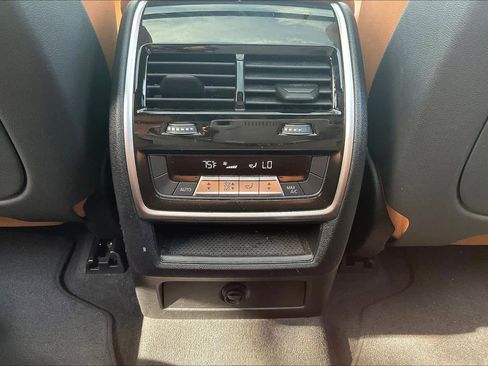 Used 2022 BMW X5 xDrive40i w/ M Sport Package image 35