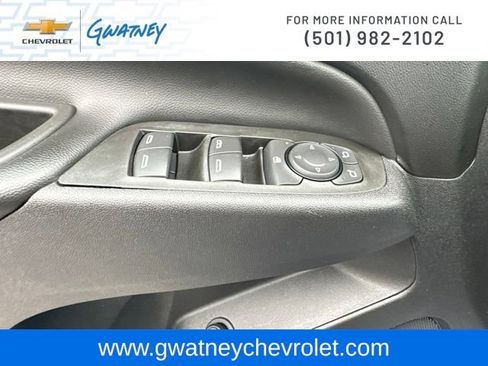 Used 2021 Chevrolet Equinox LT FWD image 19