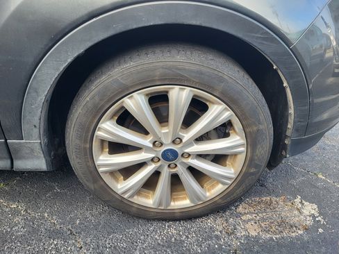 Used 2019 Ford Escape SEL image 7