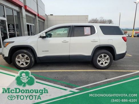 Used 2017 GMC Acadia SL image 2