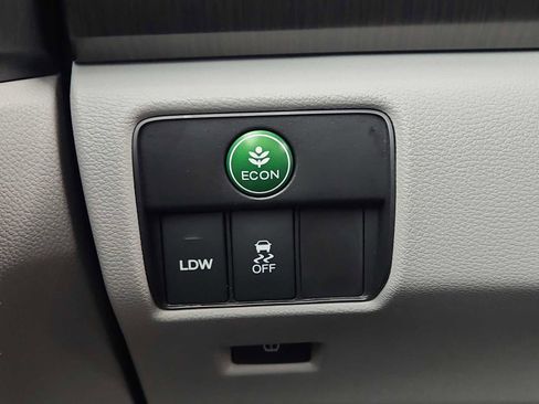 Used 2015 Honda Accord EX-L image 11