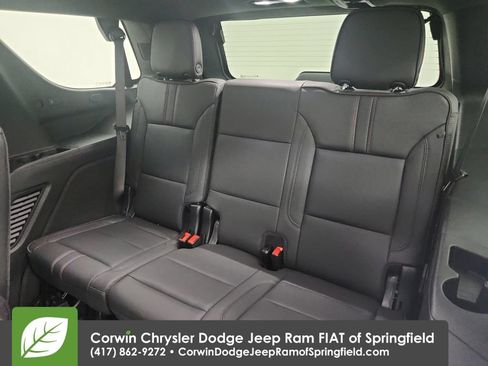 Used 2025 Chevrolet Tahoe RST w/ Comfort Package AWD/4WD image 32