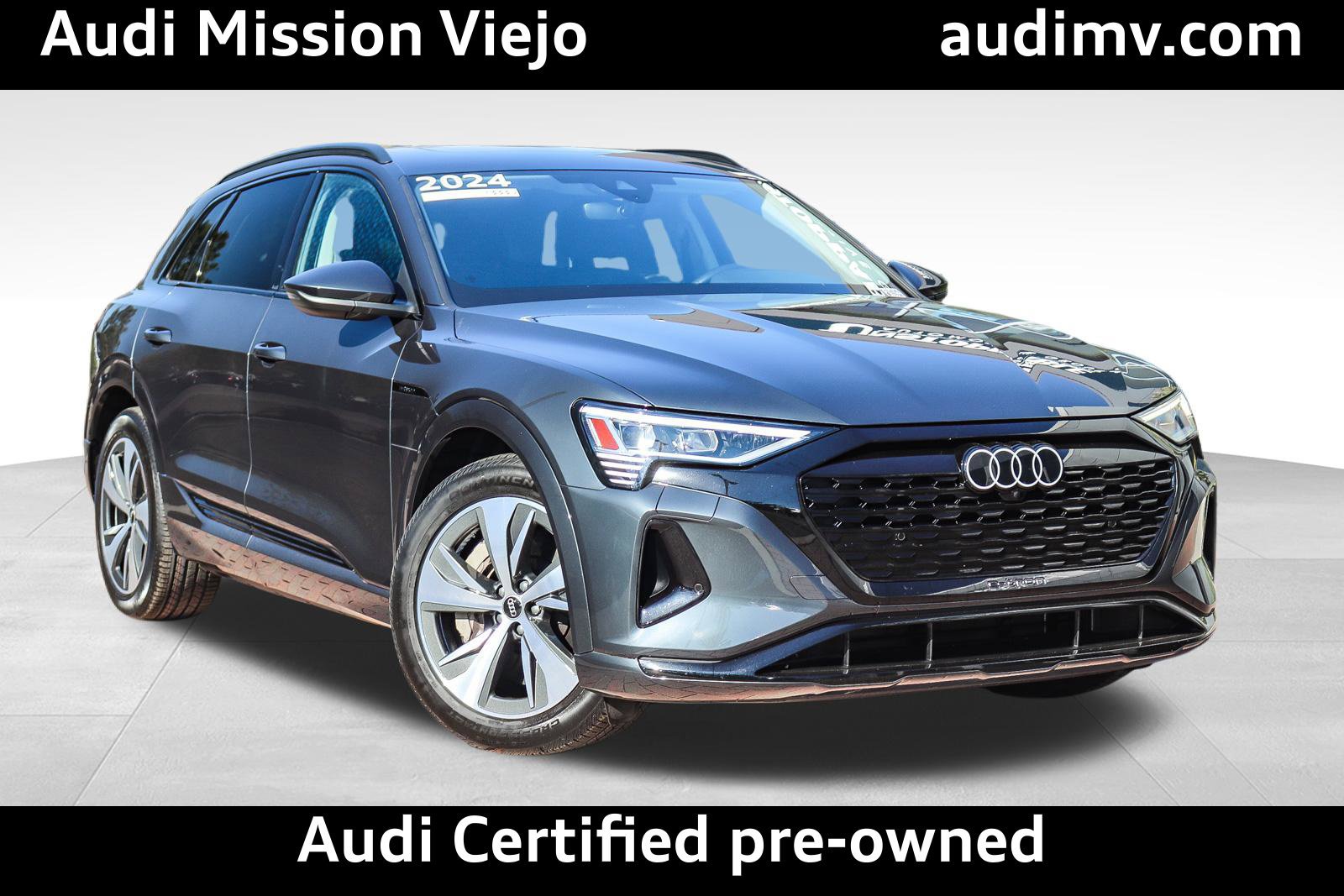 Certified 2024 Audi Q8 e-tron Premium Plus AWD/4WD image 1