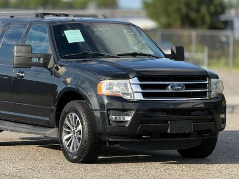 Used 2015 Ford Expedition XLT AWD/4WD image 15