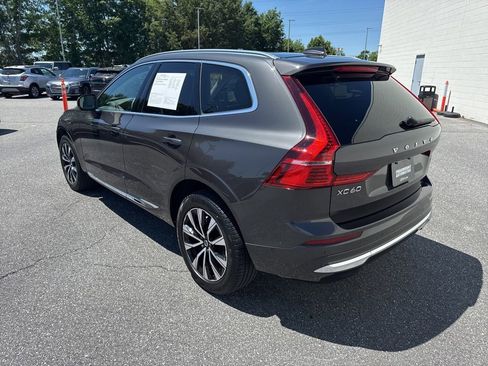 Used 2023 Volvo XC60 B5 Plus AWD/4WD image 5