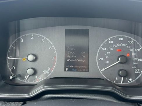 Used 2023 Toyota Corolla LE image 17