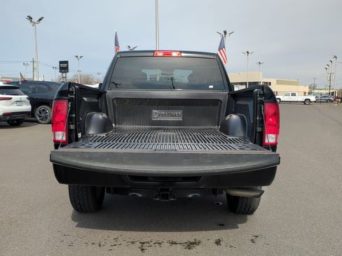 Used 2019 RAM 1500 Express w/ Express Value Package image 25