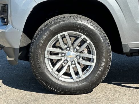 Used 2024 Chevrolet Colorado LT w/ LT Convenience Package III image 31