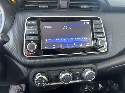 Used 2023 Nissan Kicks S image 18