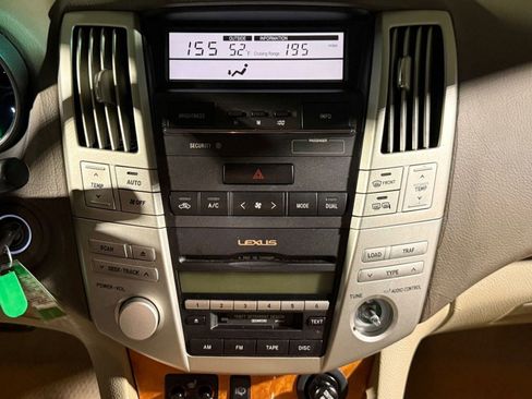 Used 2005 Lexus RX 330 AWD w/ Premium Plus Pkg image 27