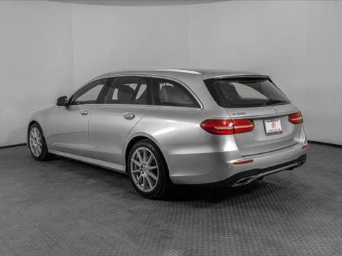 Used 2017 Mercedes-Benz E 400 4MATIC Wagon image 4