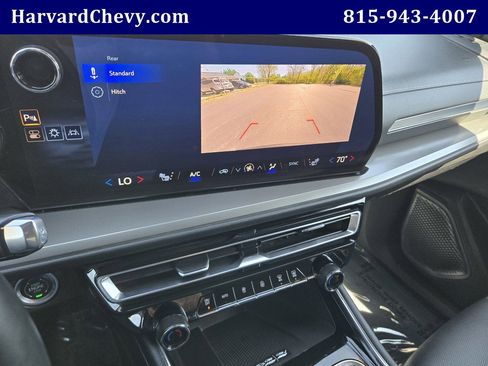 Used 2025 Chevrolet Traverse LT AWD/4WD image 9