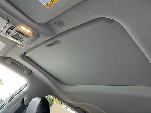New 2026 Toyota Highlander Limited AWD/4WD image 31