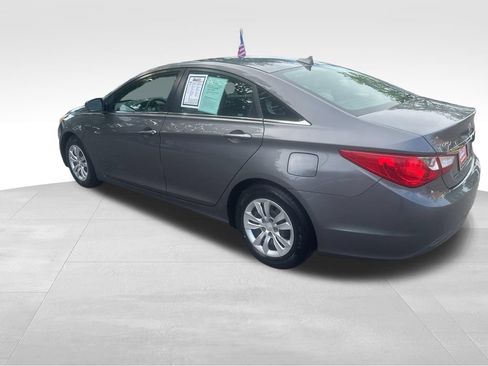 Used 2011 Hyundai Sonata GLS FWD image 18