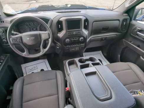 Used 2024 Chevrolet Silverado 1500 Custom Trail Boss AWD/4WD image 19