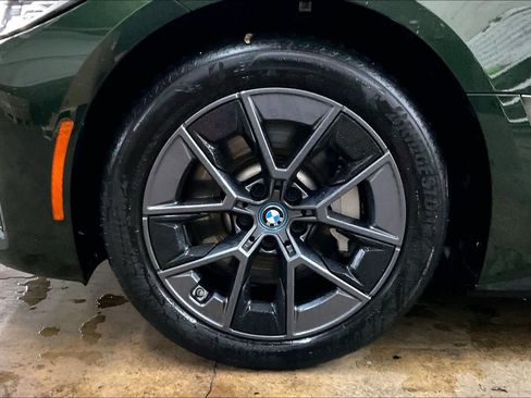 Used 2023 BMW i4 eDrive35 w/ Premium Package image 12