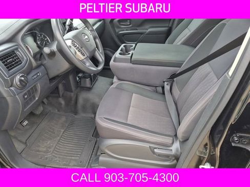 Used 2023 Nissan Titan S RWD image 15