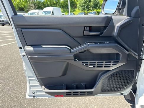 Used 2024 Toyota Tacoma SR RWD image 22