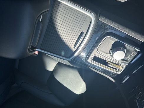 Used 2023 Chrysler 300 Touring L w/ Popular Equipment Group image 15