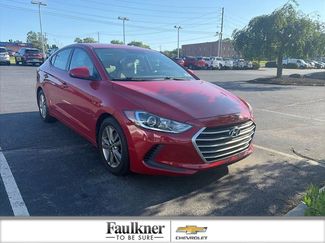 Used 2017 Hyundai Elantra SE FWD video 1