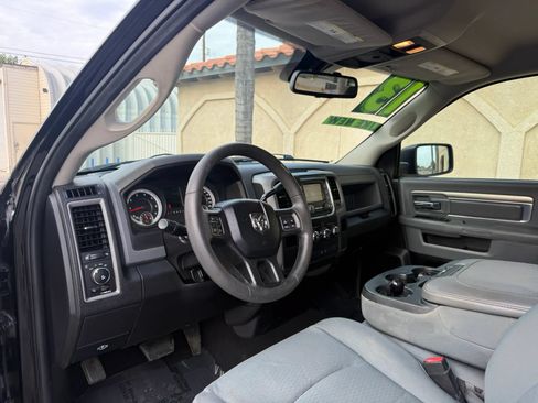Used 2013 RAM 1500 Express RWD image 9