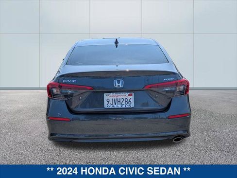 Used 2024 Honda Civic Sport image 4