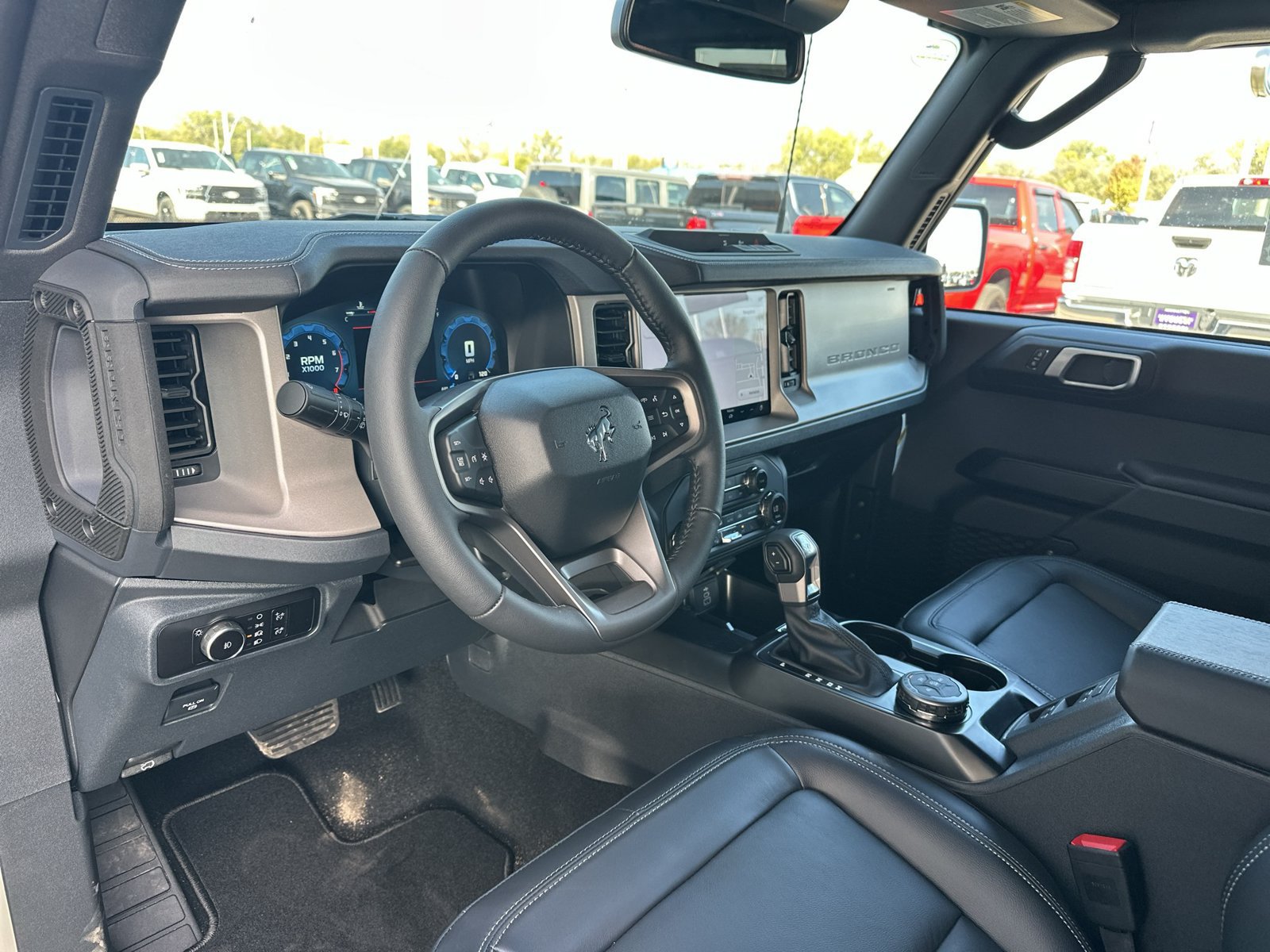 New 2026 Ford Bronco Outer Banks AWD/4WD image 2