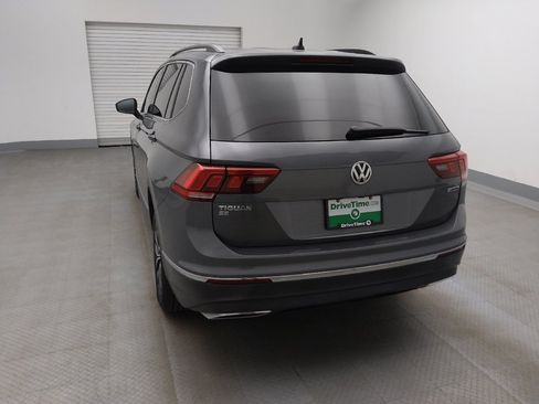 Used 2020 Volkswagen Tiguan SE w/ 3rd Row Seat Package AWD/4WD image 6