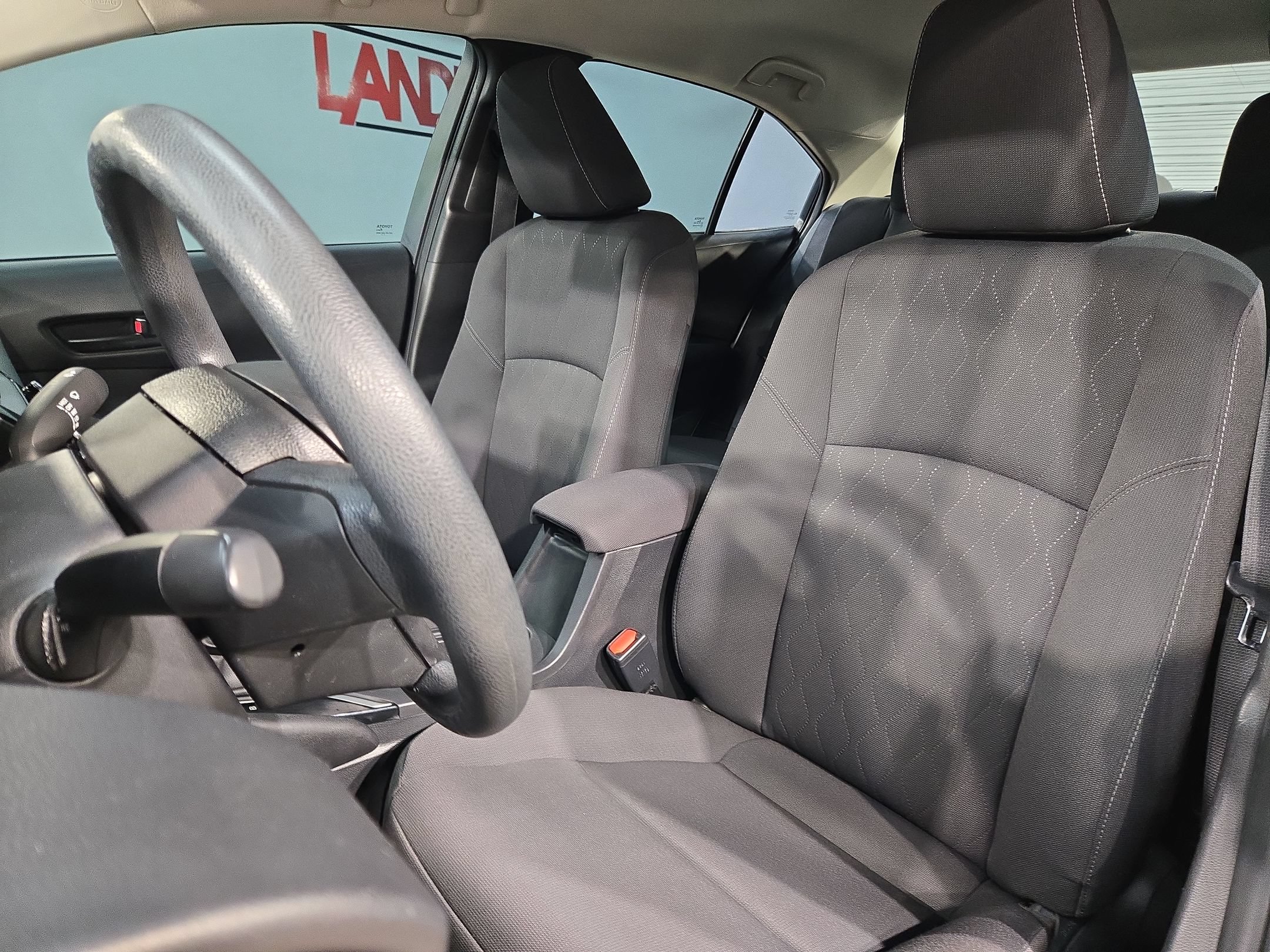 Used 2024 Toyota Corolla LE FWD image 23
