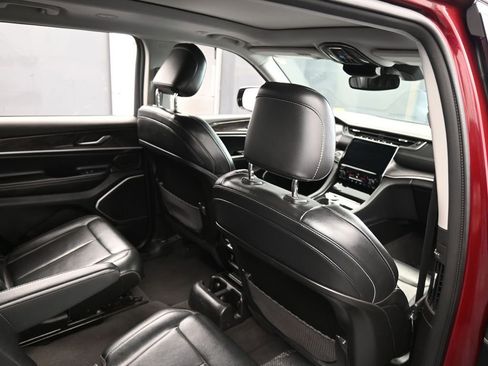 Used 2021 Jeep Grand Cherokee L Limited image 45