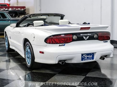 Used 1999 Pontiac Firebird Trans Am RWD image 10