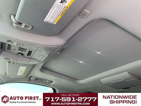 Used 2018 GMC Yukon XL Denali w/ Open Road Package AWD/4WD image 20